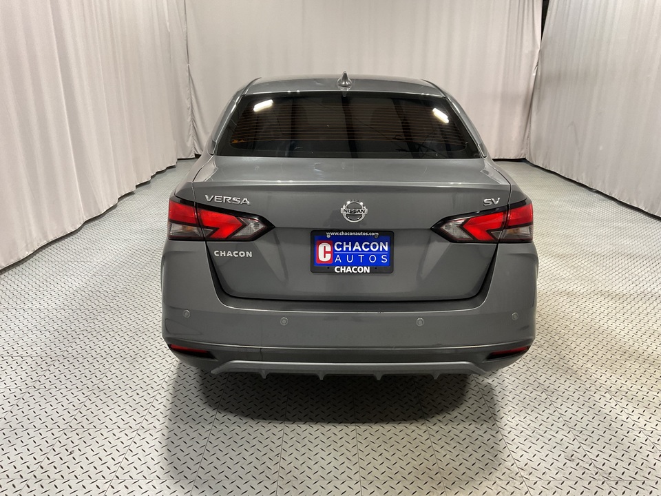 2022 Nissan Versa SV