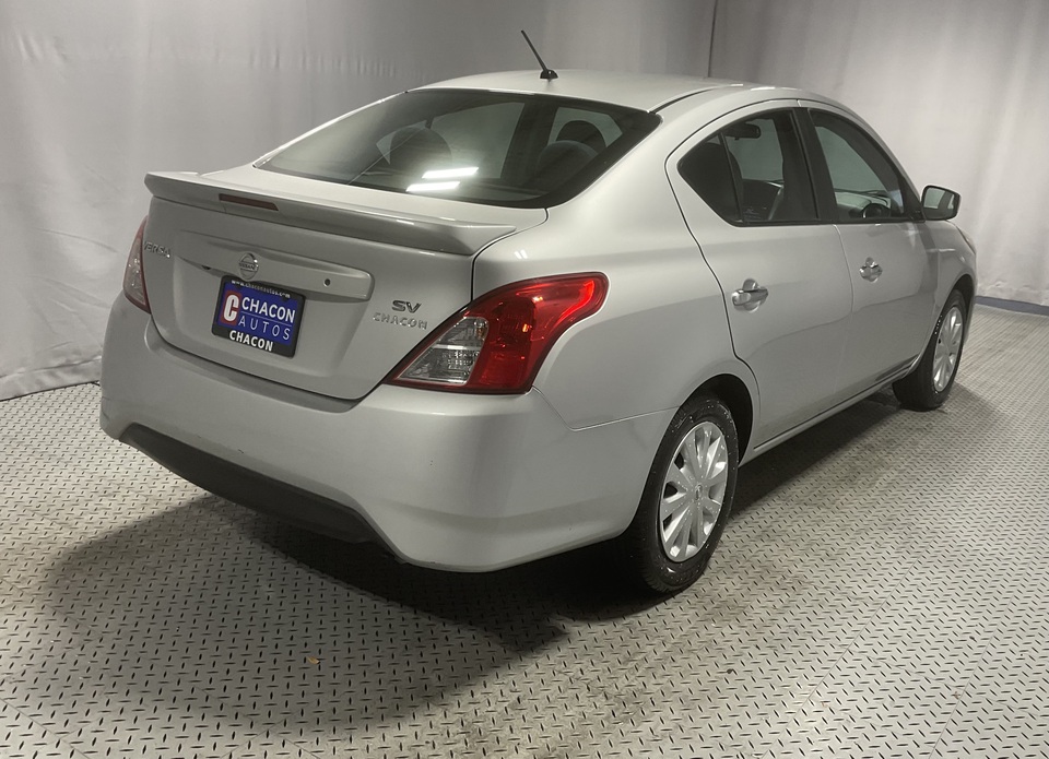 2019 Nissan Versa 1.6 SV Sedan