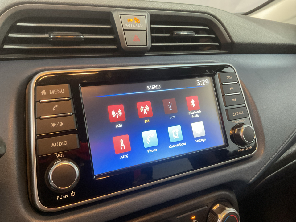 2025 Nissan Versa SV