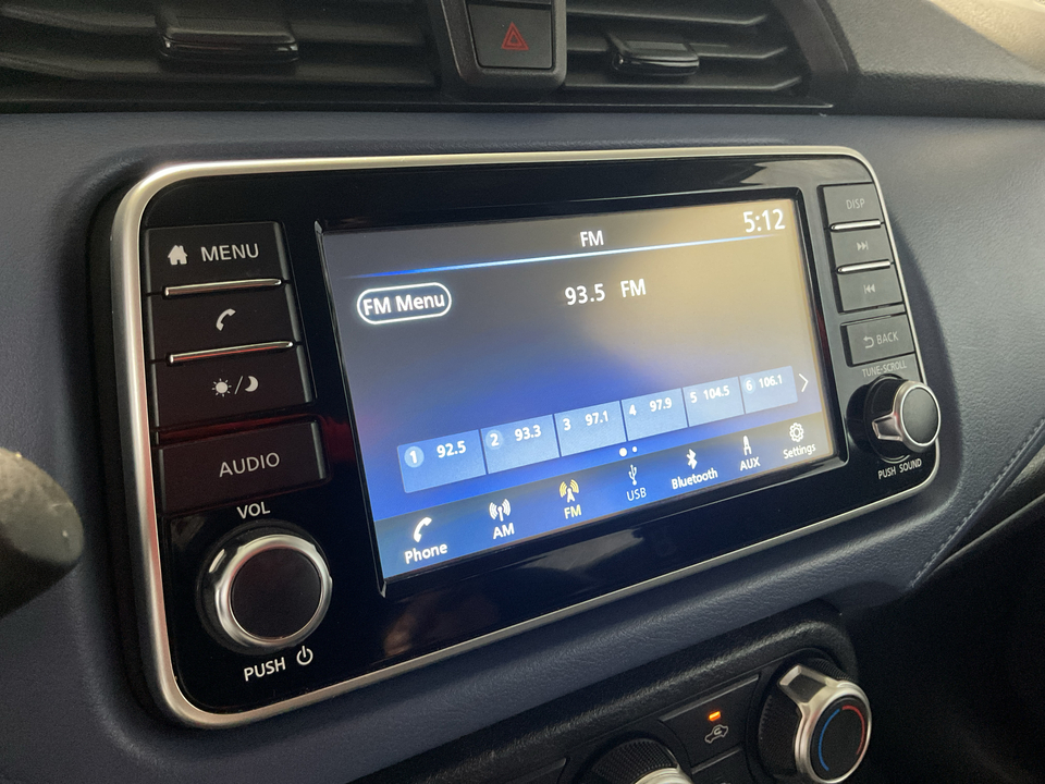 2023 Nissan Versa SV