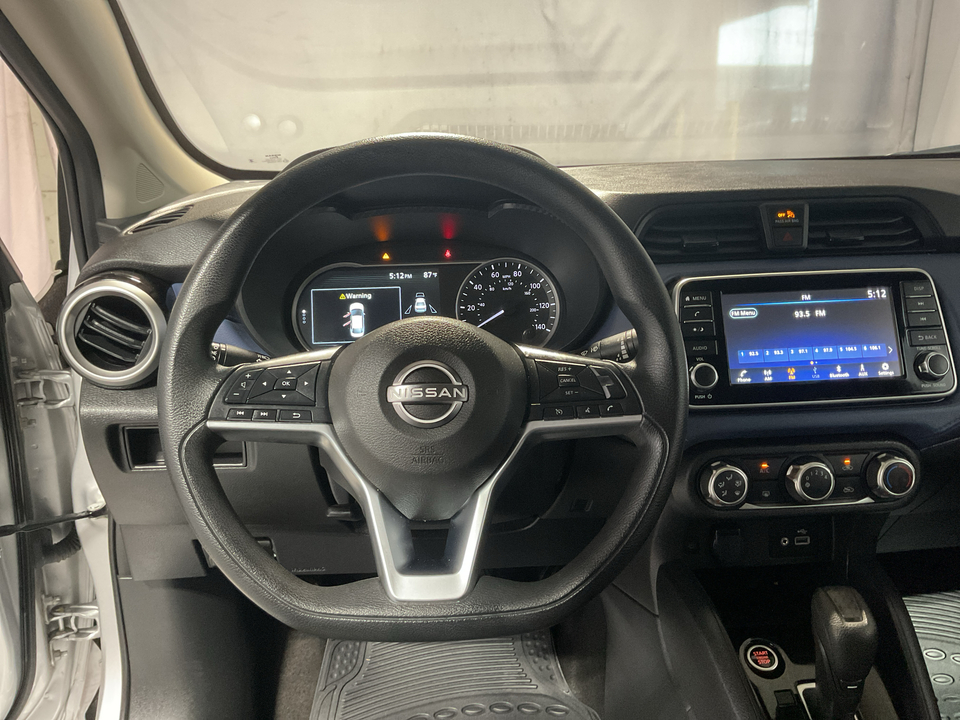 2023 Nissan Versa SV