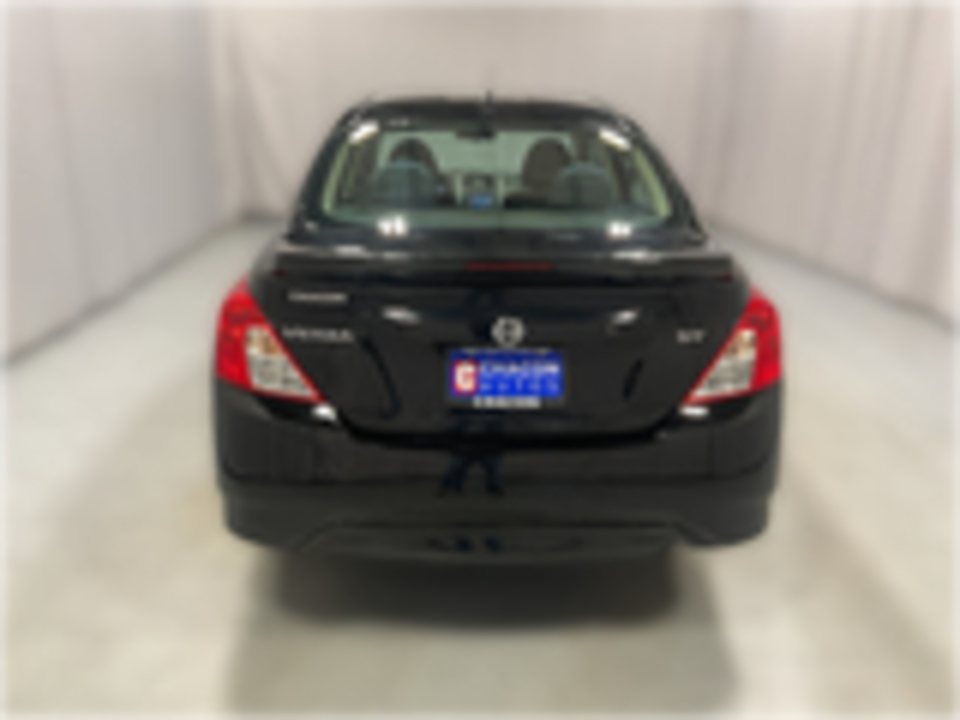 2019 Nissan Versa 1.6 SV Sedan