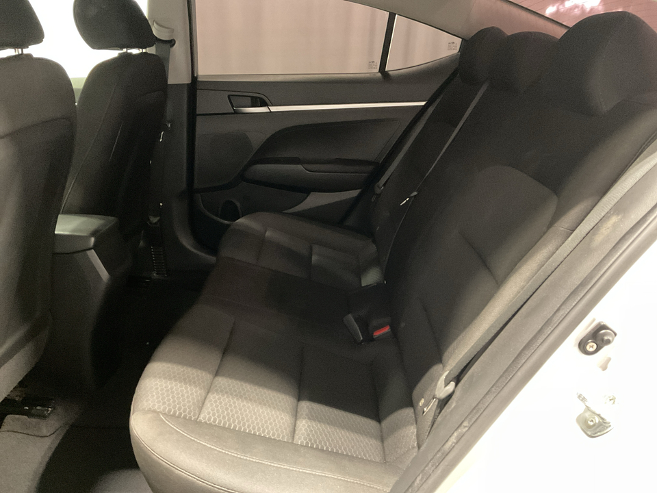 2019 Hyundai Elantra SE 6AT