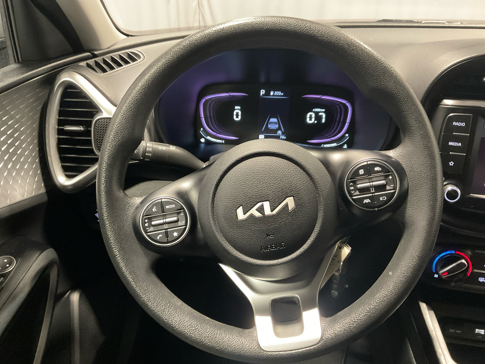 2023 Kia Soul LX CVT