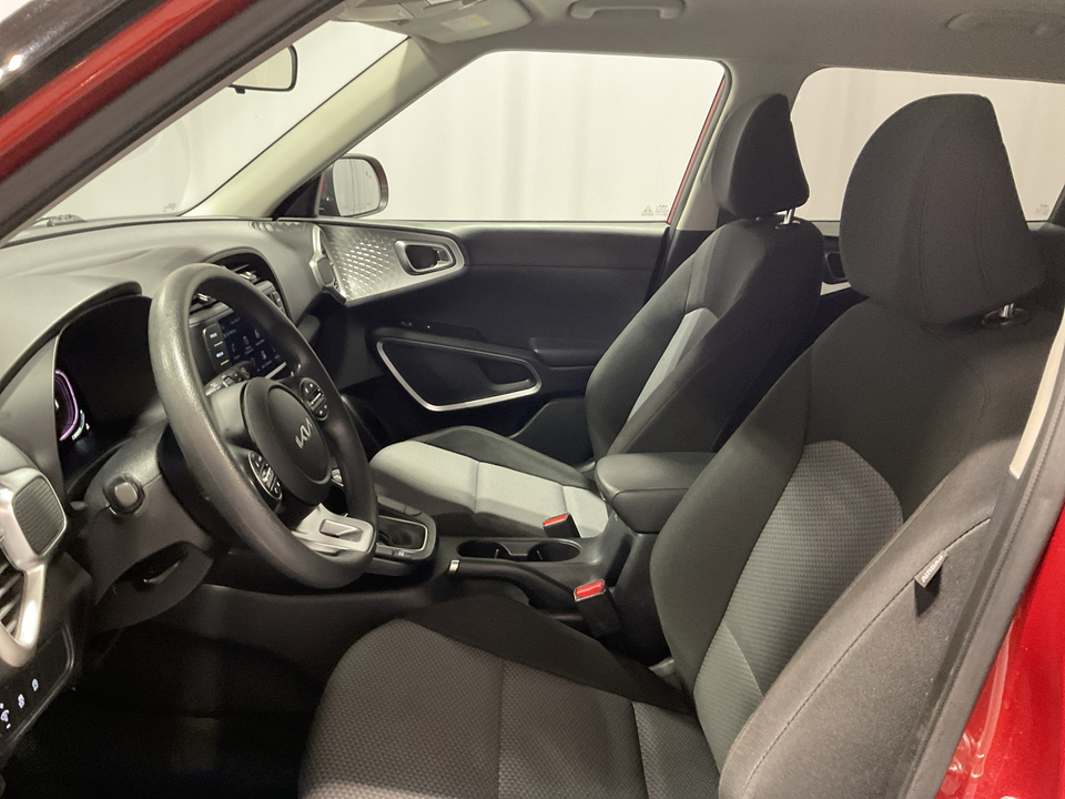 2023 Kia Soul LX CVT