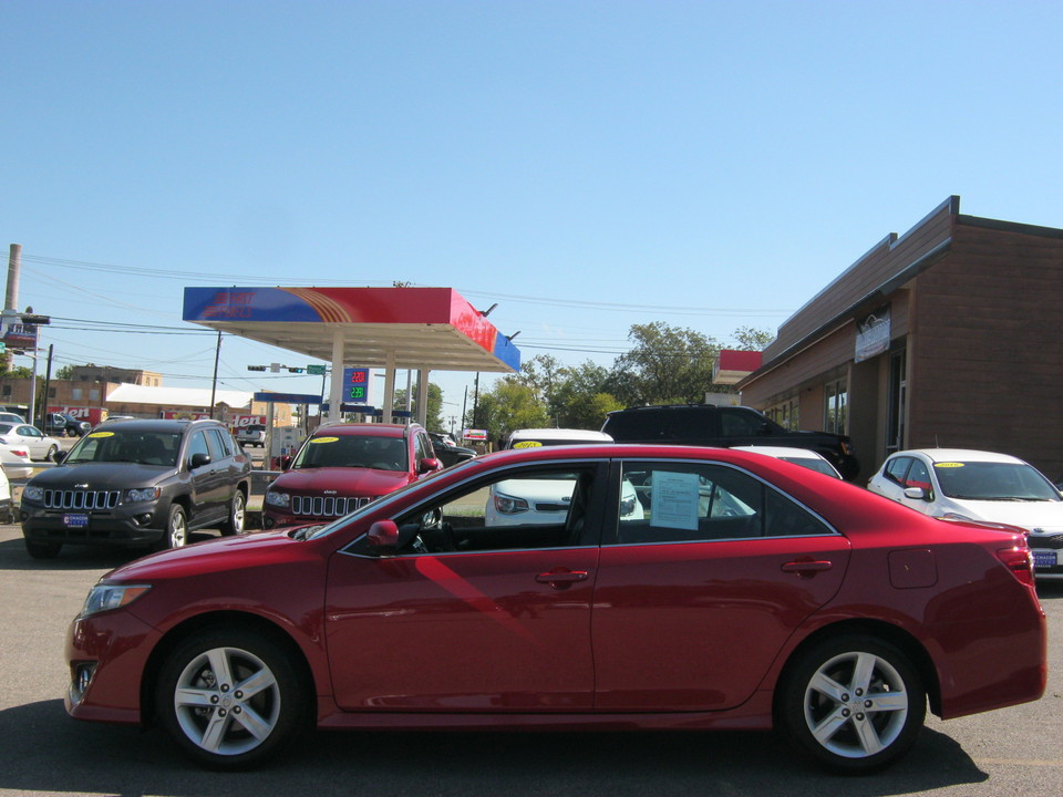 2014 Toyota Camry SE Sport