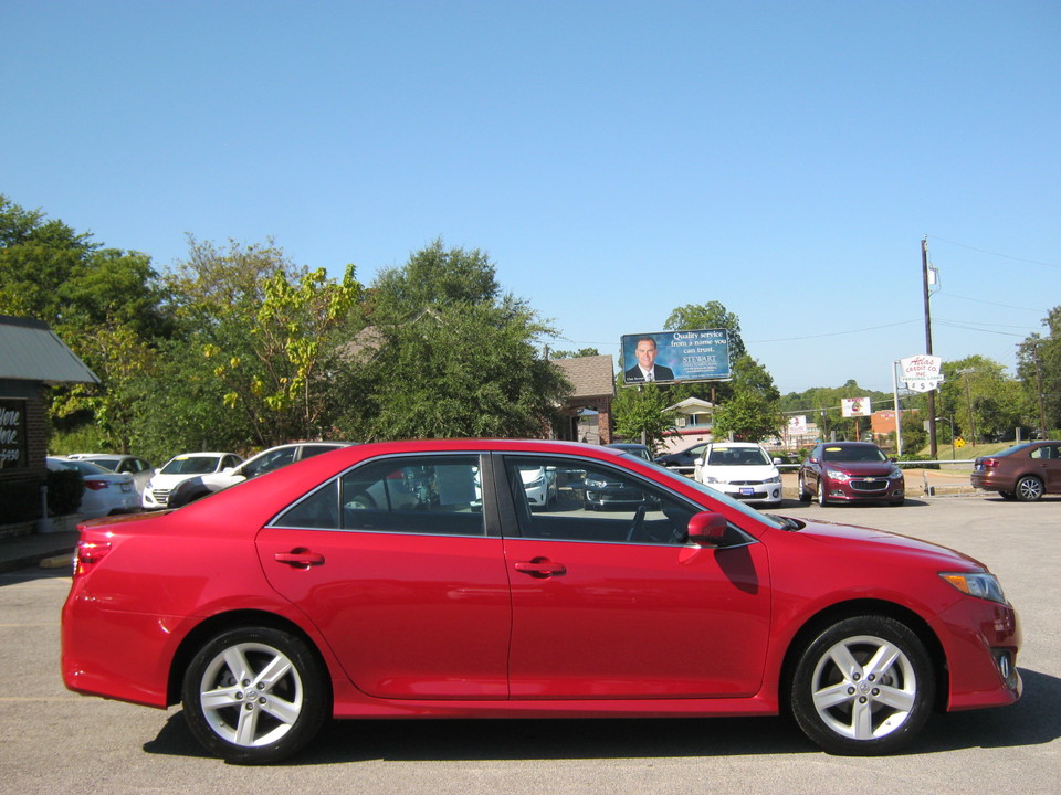 2014 Toyota Camry SE Sport