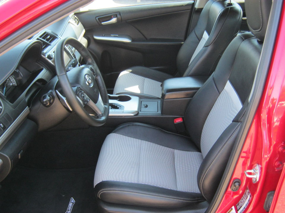 2014 Toyota Camry SE Sport