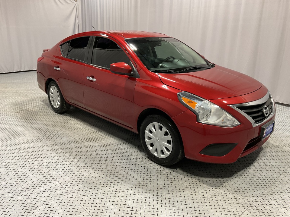 2019 Nissan Versa 1.6 SV Sedan