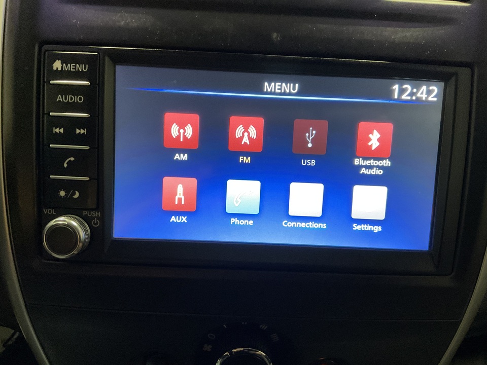 2019 Nissan Versa 1.6 SV Sedan