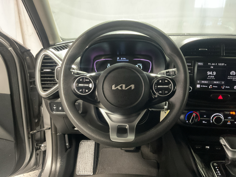 2023 Kia Soul LX CVT