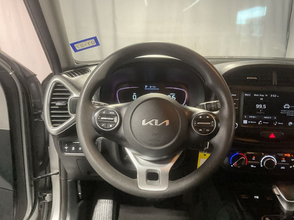 2023 Kia Soul LX CVT