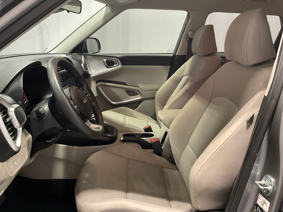2023 Kia Soul LX CVT