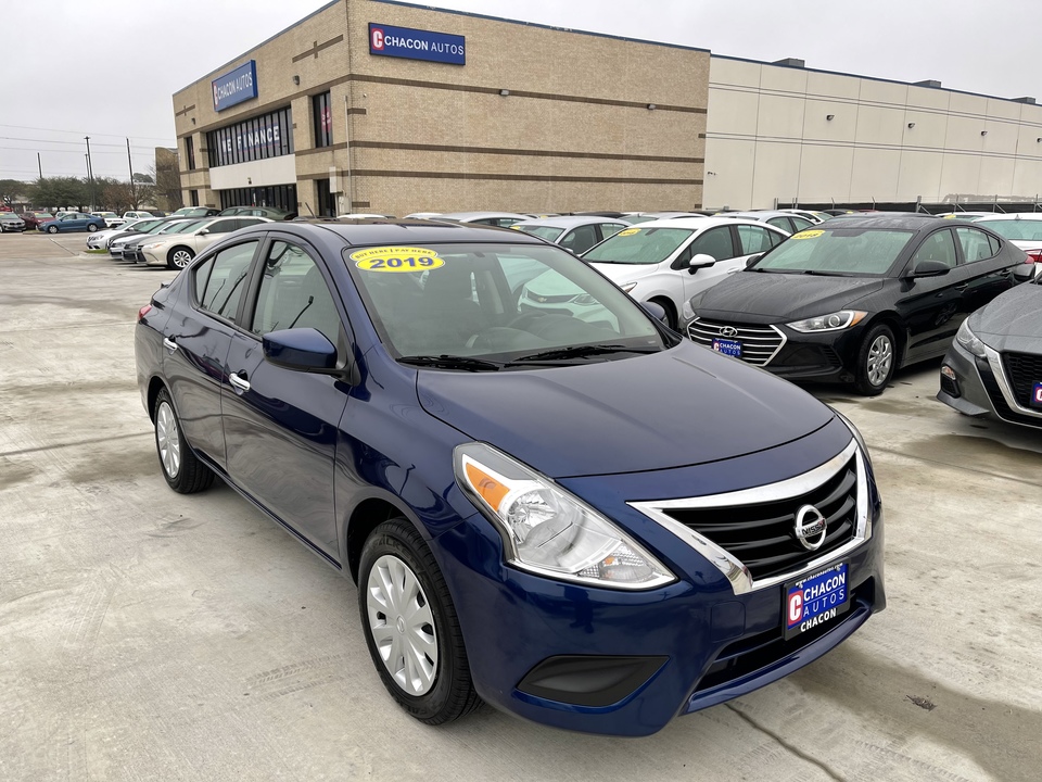 2019 Nissan Versa 1.6 SV Sedan