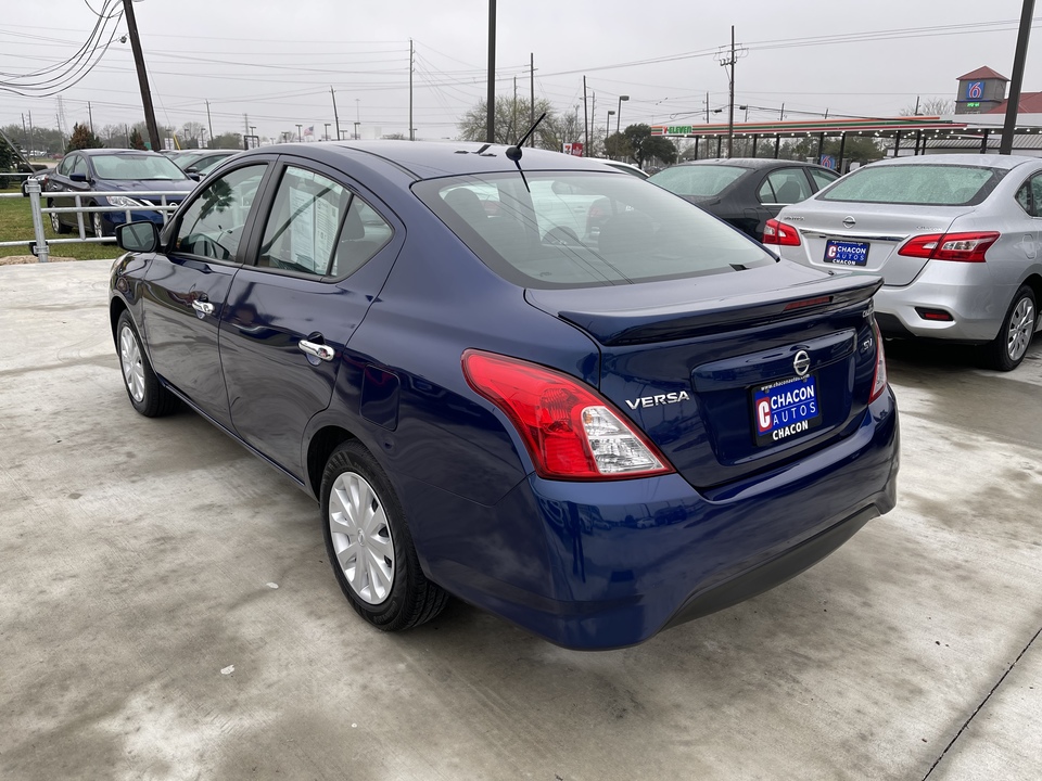 2019 Nissan Versa 1.6 SV Sedan