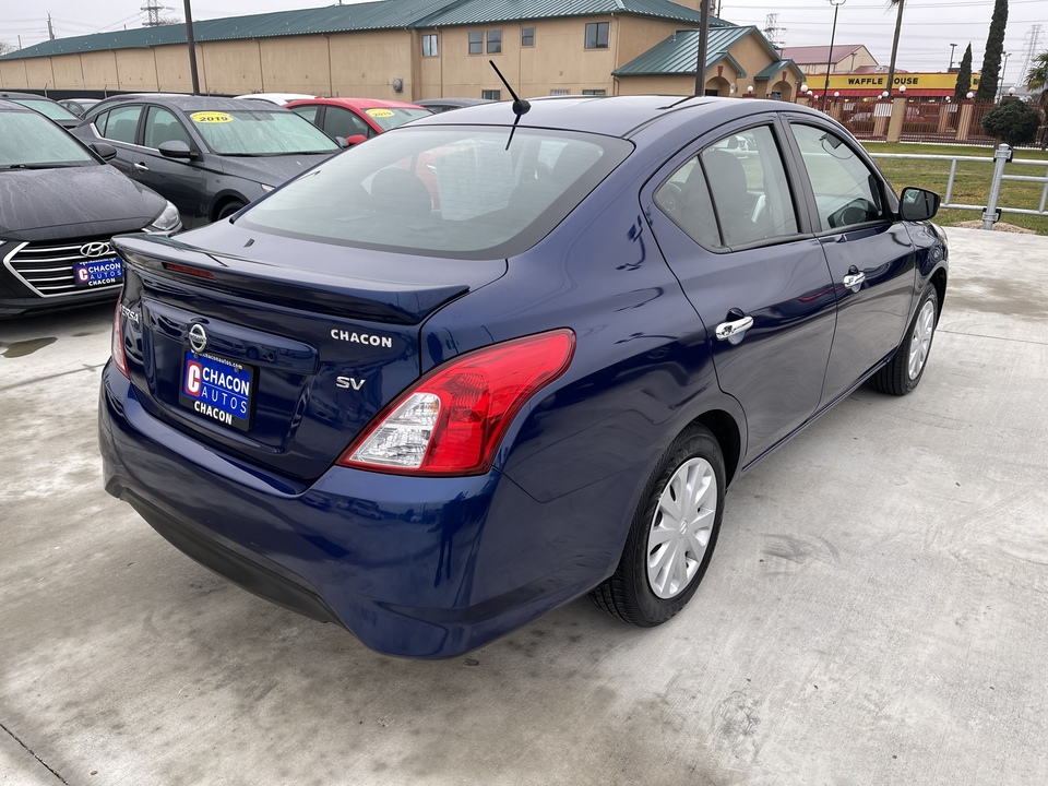 2019 Nissan Versa 1.6 SV Sedan