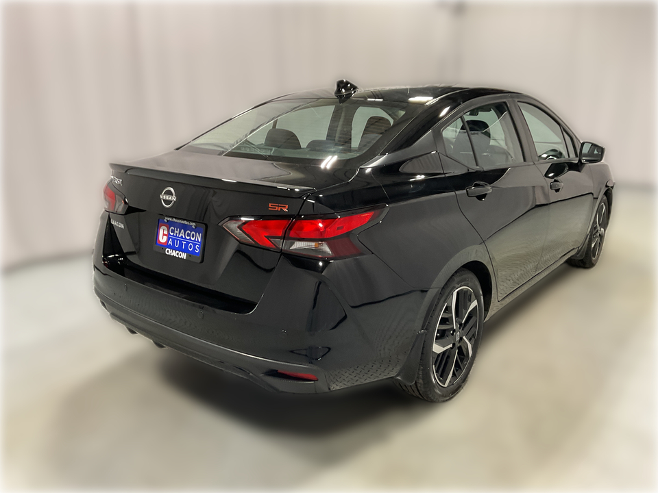 2023 Nissan Versa SR