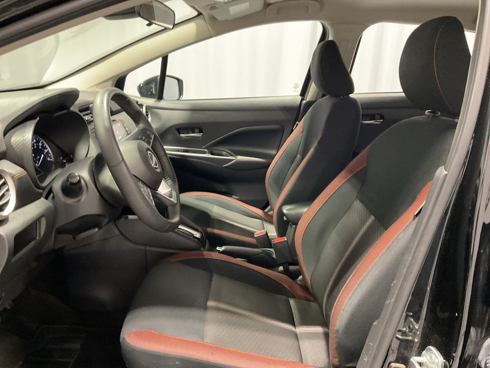 2023 Nissan Versa SR