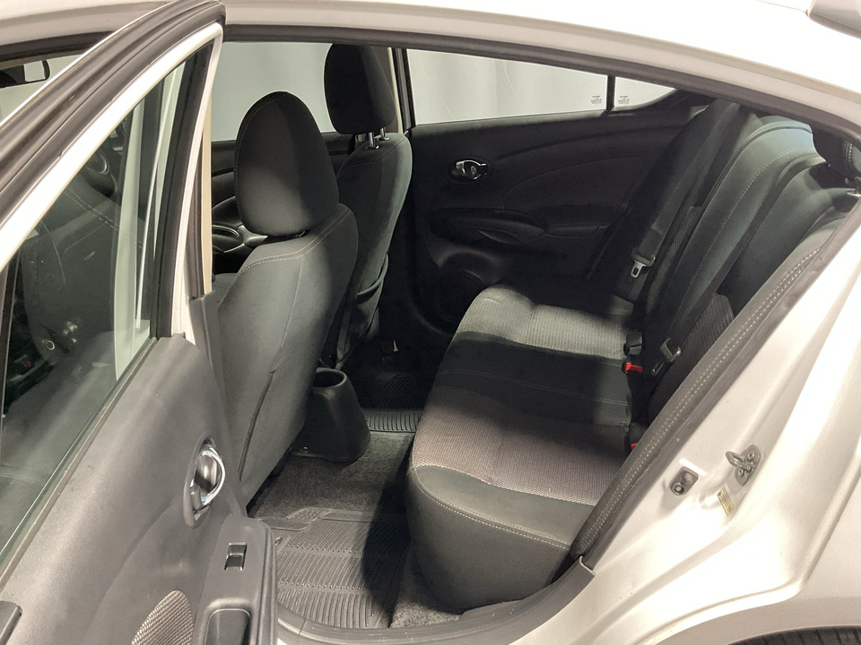 2019 Nissan Versa 1.6 SV Sedan
