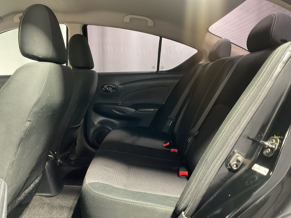 2019 Nissan Versa 1.6 SV Sedan