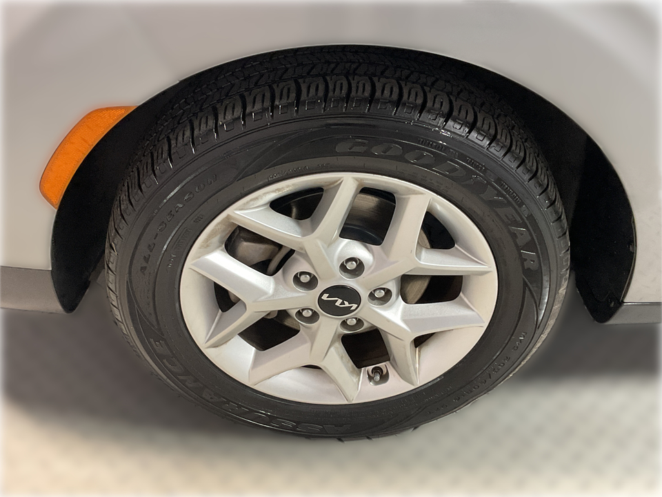2023 Kia Soul LX CVT
