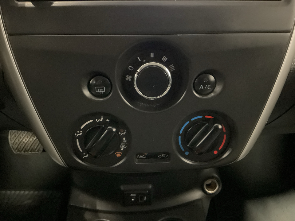 2019 Nissan Versa 1.6 SV Sedan