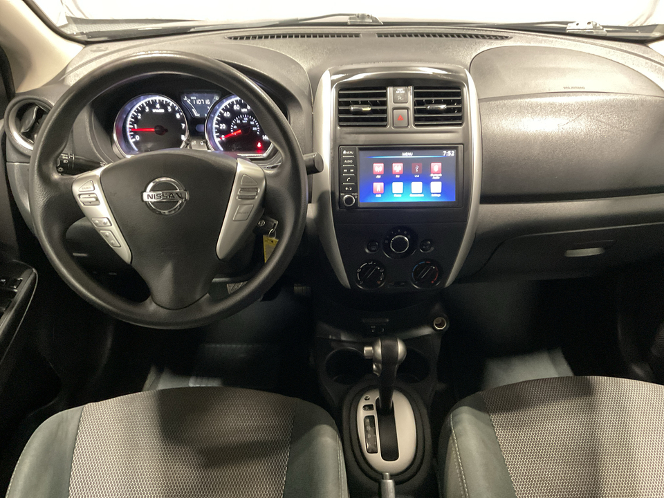 2019 Nissan Versa 1.6 SV Sedan