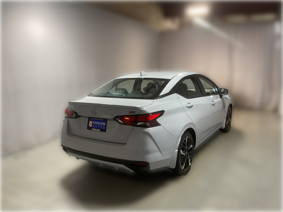 2025 Nissan Versa SR