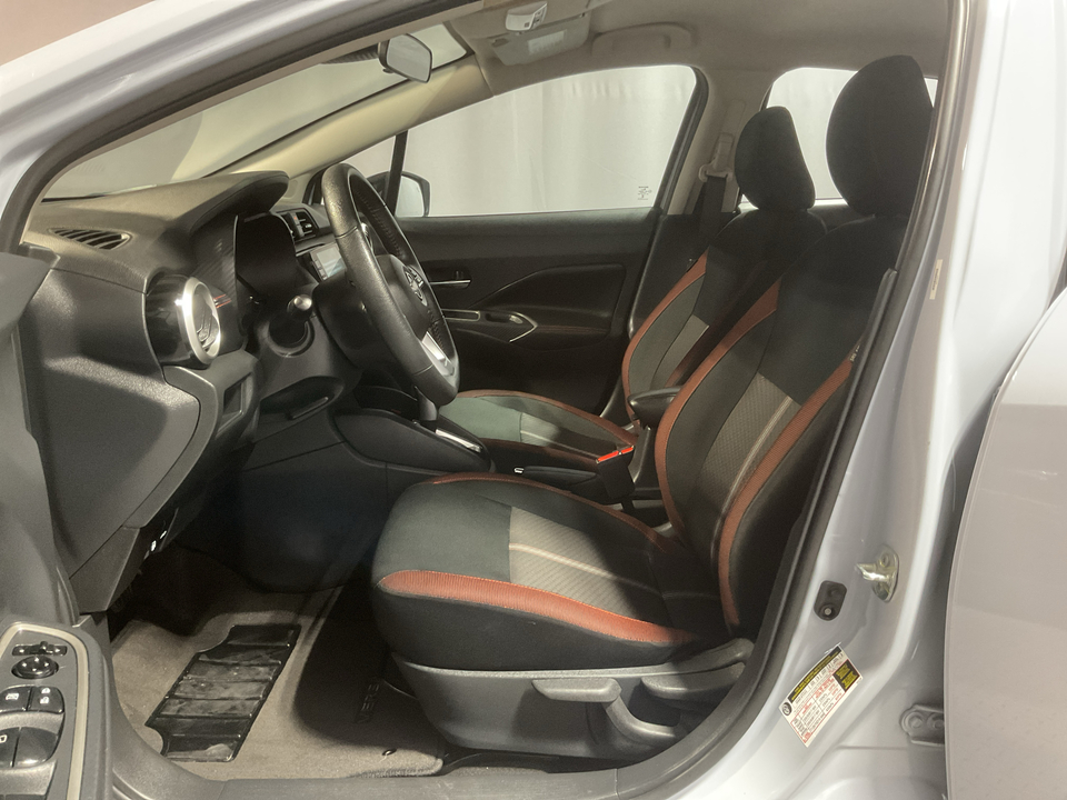 2025 Nissan Versa SR