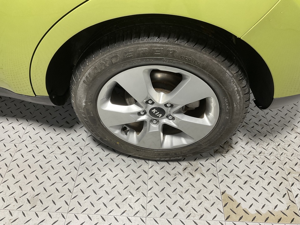 2017 Kia Soul Base 6A