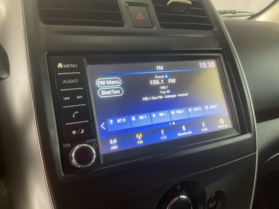 2019 Nissan Versa 1.6 SV Sedan
