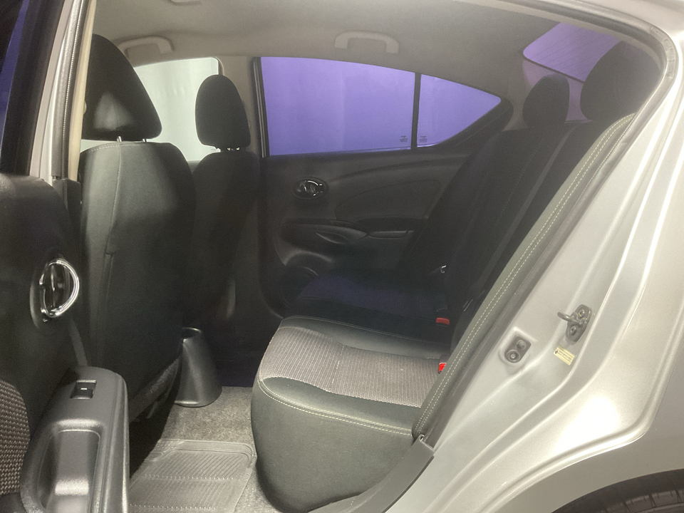 2019 Nissan Versa 1.6 SV Sedan