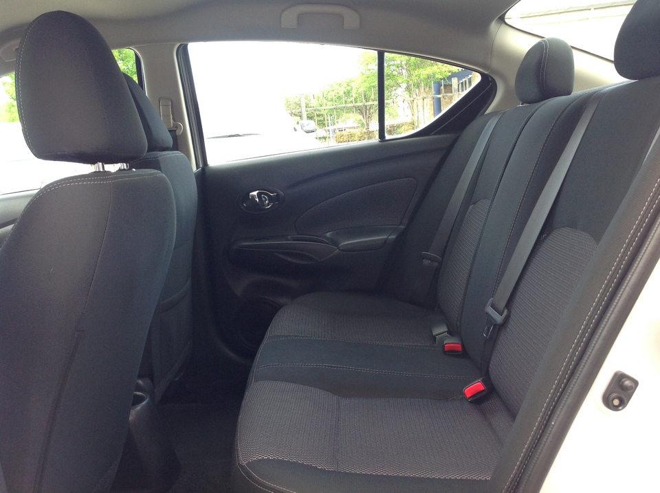 2019 Nissan Versa 1.6 SV Sedan