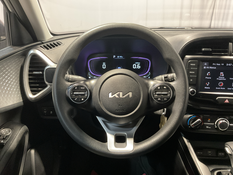 2023 Kia Soul LX CVT