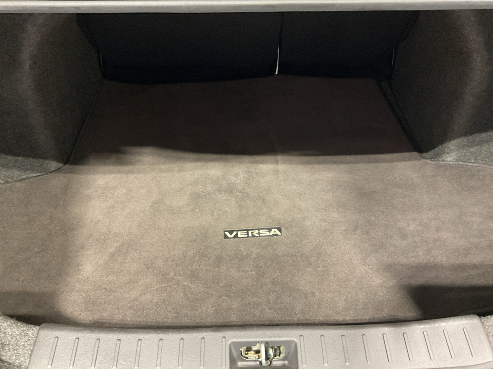 2020 Nissan Versa SV