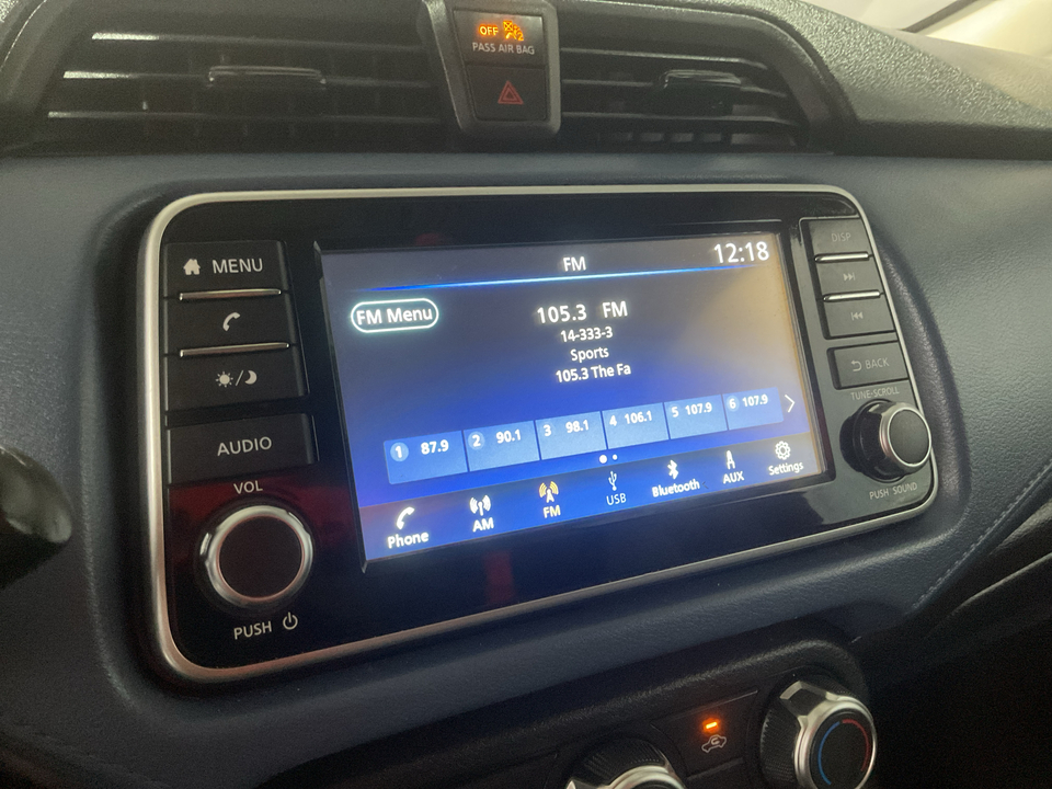 2025 Nissan Versa SV