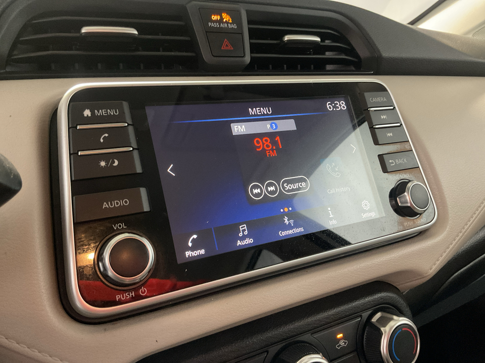 2021 Nissan Versa SV