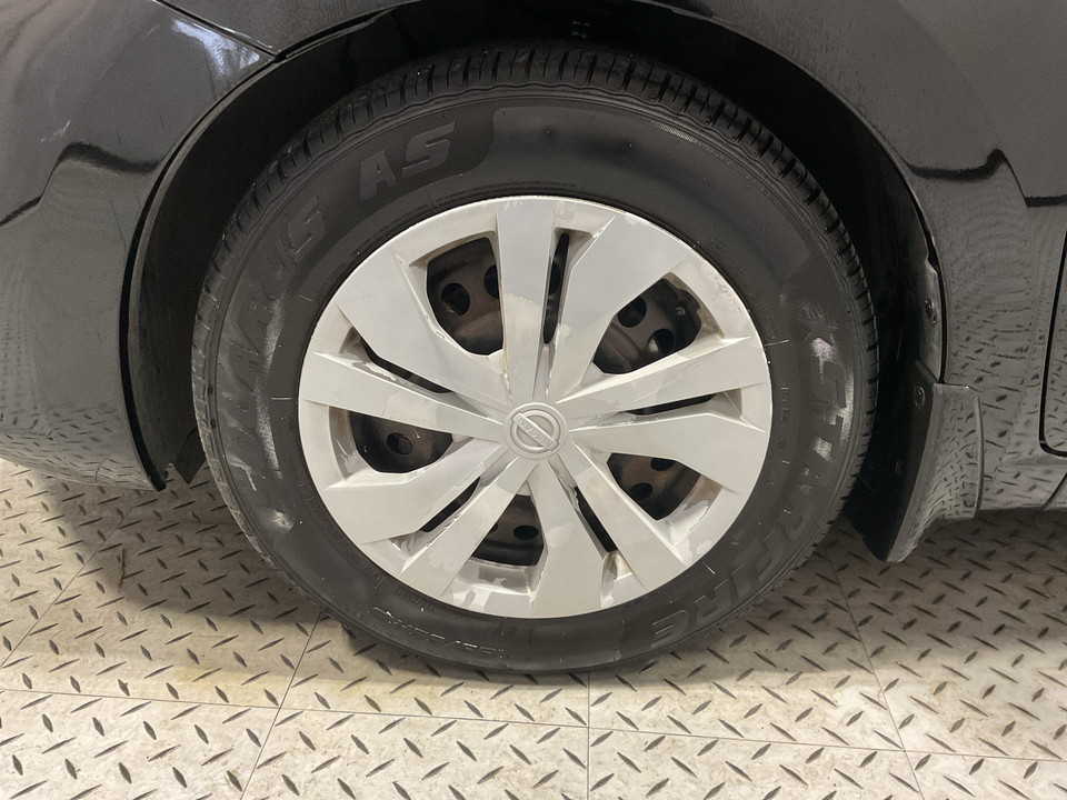 2020 Nissan Versa S CVT