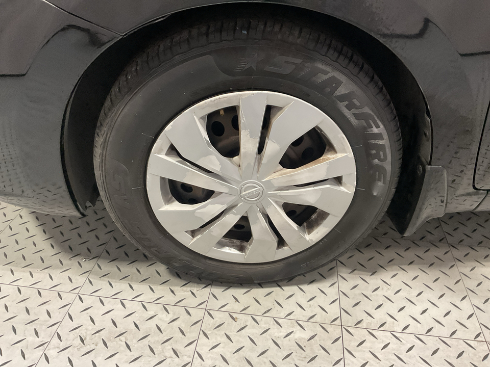 2020 Nissan Versa S CVT