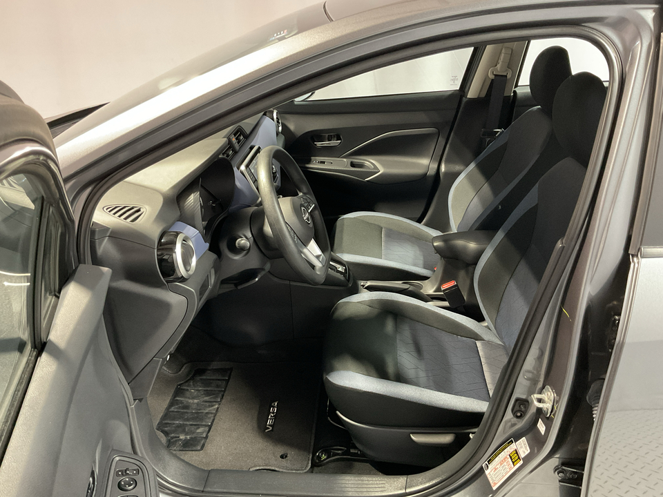 2024 Nissan Versa SV