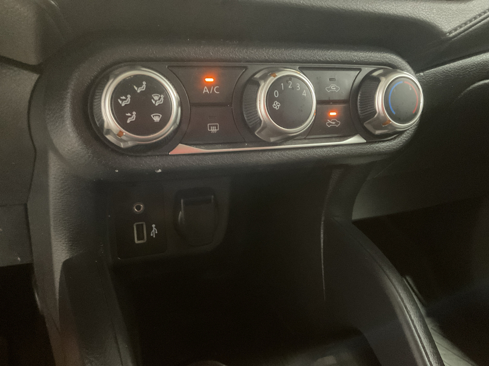 2020 Nissan Versa S CVT