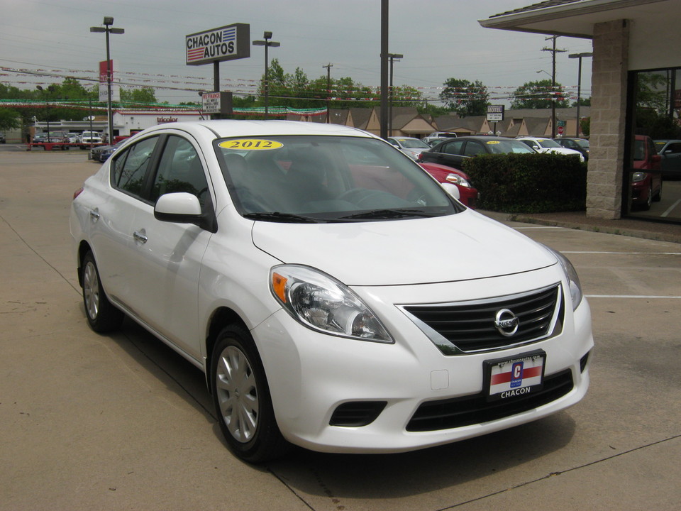 2012 Nissan Versa 1.6 SV Sedan