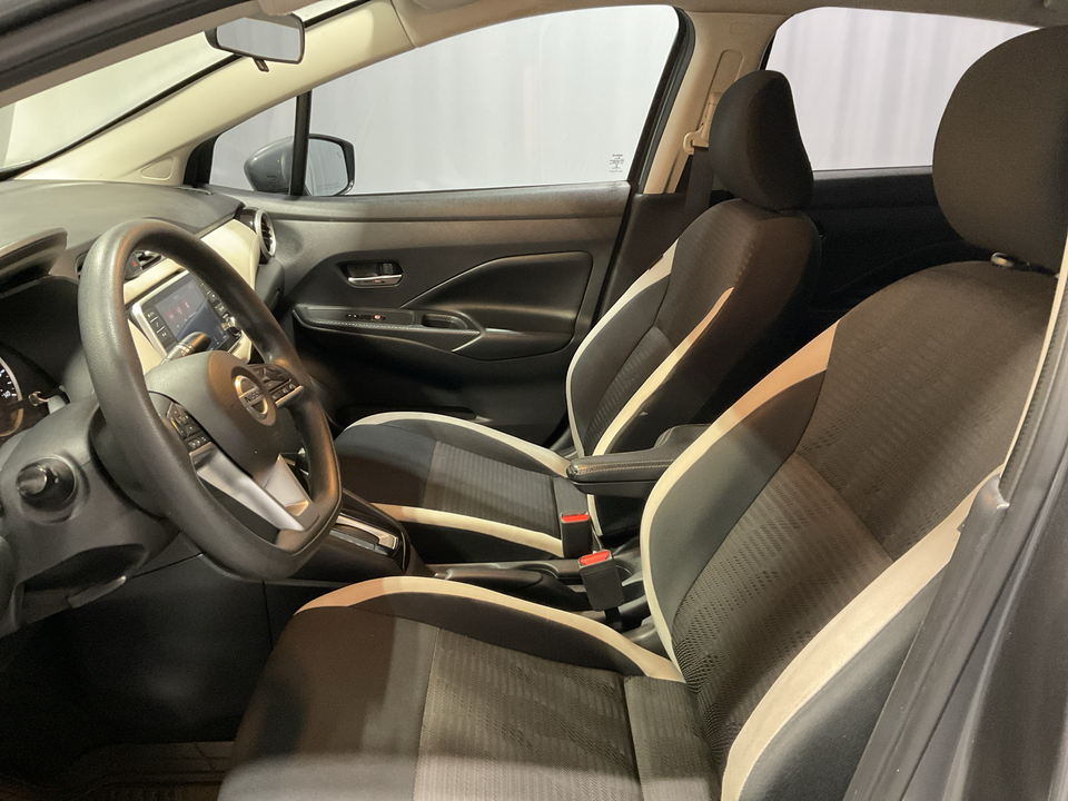 2020 Nissan Versa SV