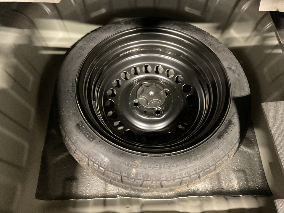 2024 Nissan Versa S CVT