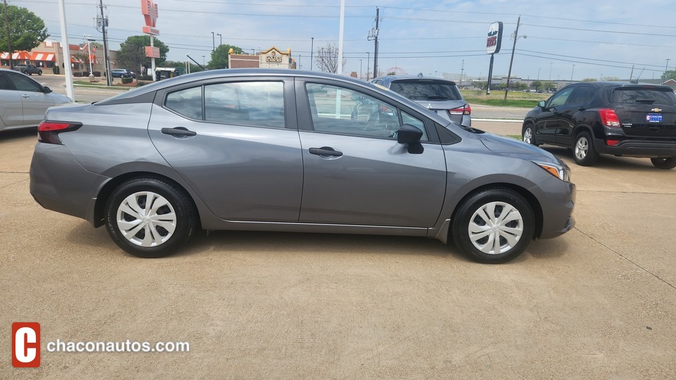 2020 Nissan Versa S CVT