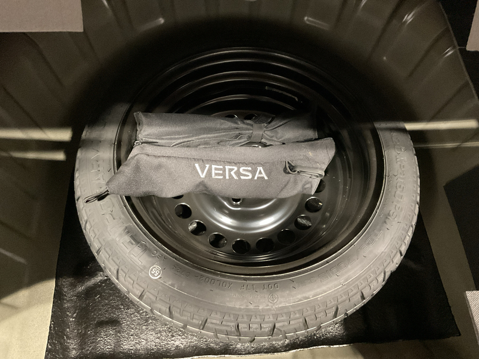 2024 Nissan Versa S CVT