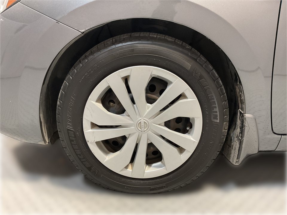 2020 Nissan Versa S CVT