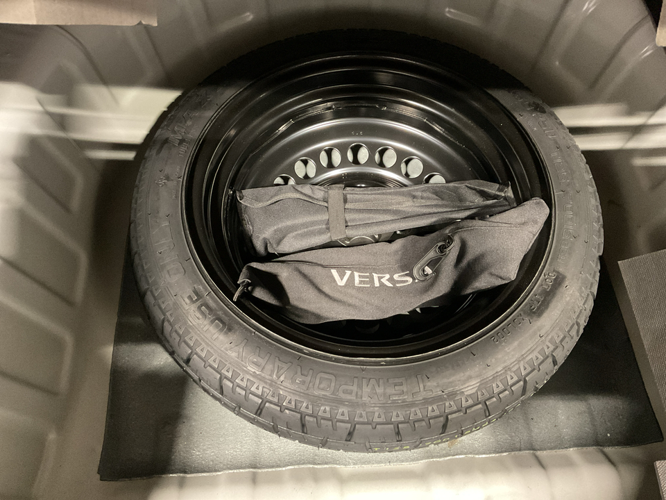 2024 Nissan Versa S CVT