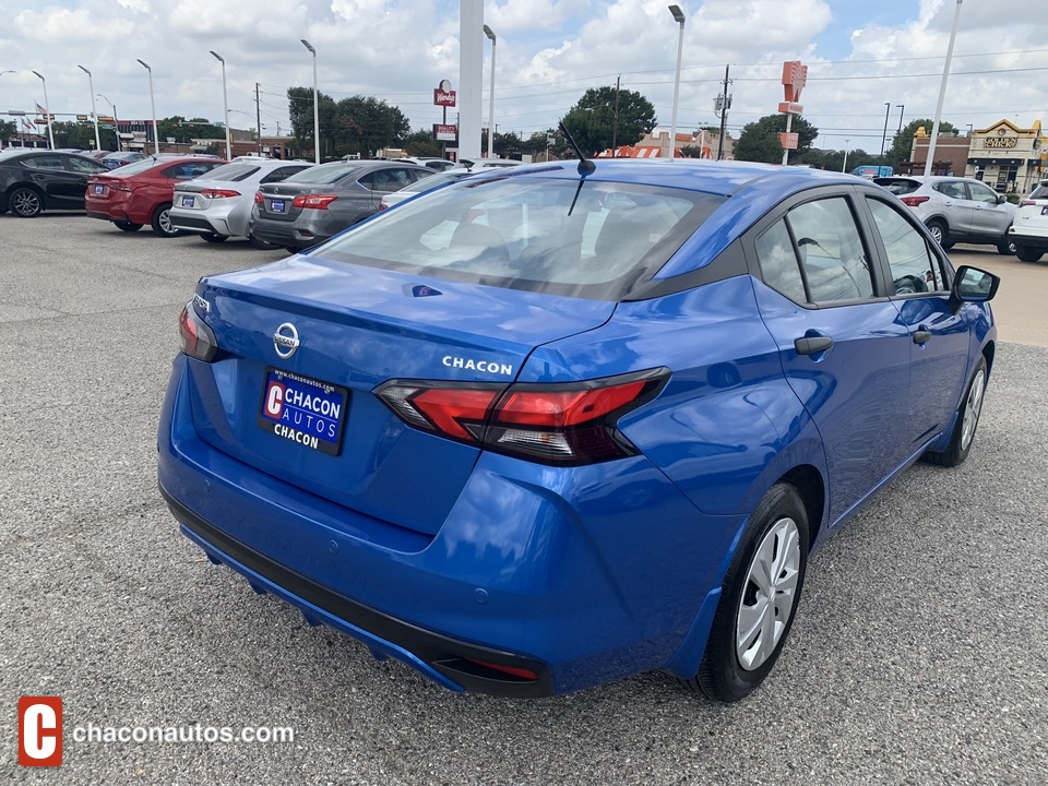 2021 Nissan Versa S CVT