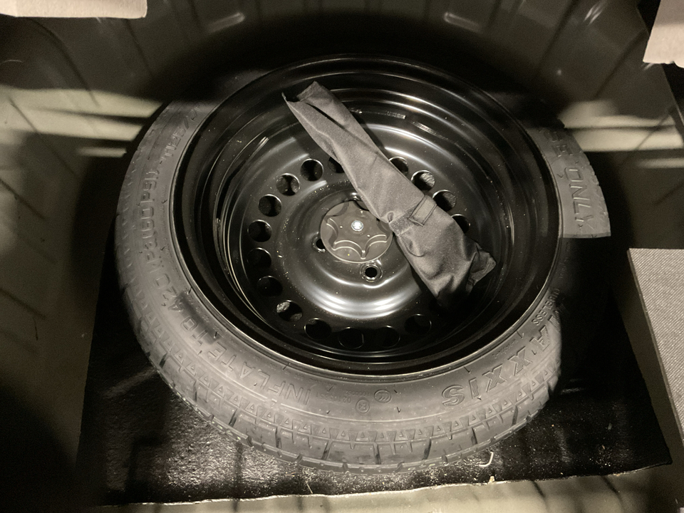 2024 Nissan Versa S CVT